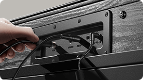 DAW and Aux-in Connectivity